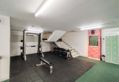 健身中心 6 Homey 1BR at Parahyangan Residence Apartment By Travelio