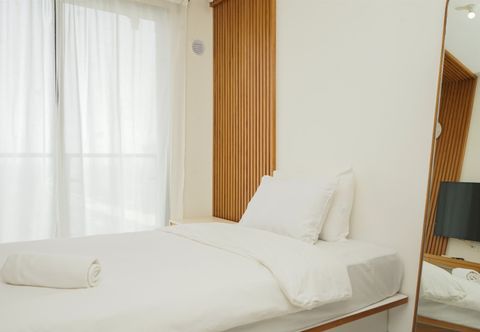 卧室 Comfy Studio Apartment at Sky House BSD By Travelio