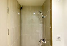 อื่นๆ 7 Modern and Spacious 3BR at Meikarta Apartment By Travelio