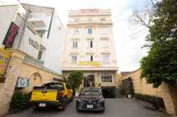 California Hotel, USD 22.88