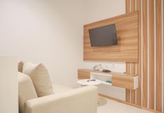 기타 2 Nice and Comfort 1BR Apartment at 25th Floor Samara Suites By Travelio