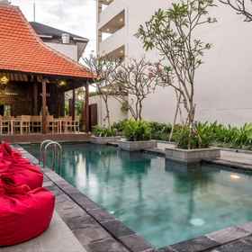 Swimming Pool 1 Savvoya Hotel Seminyak, Kuta Hotels