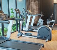 Fitness Center 2 Cozy Room with Pool & Gym at Collins Boulevard