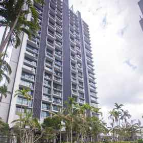 Exterior / Building 1 Grand Medini Residence Cozy Studio By The One, Hotel Restoran padang bundo kanduang