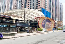 ล็อบบี้ Comfort 2BR at Meikarta Cikarang Apartment By Travelio