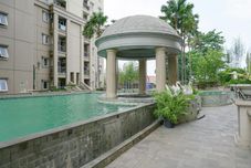 Kolam Renang Spacious Studio (No Kitchen) at Grand Palace Kemayoran Apartment near JIEXPO By Travelio