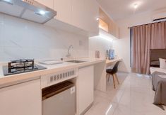 Lobi 6 Good Place Studio Apartment Sky House Alam Sutera near IKEA By Travelio
