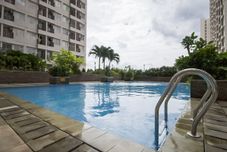 Swimming Pool Redliving Margonda Residence 3 Apartemen by Niki Room