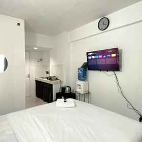 Bedroom 3 Cozy Living and Warm Studio Grand Sentraland Karawang Apartment By Travelio, Apartemen Pedes