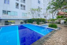 Hồ bơi Homey and Good Place 2BR Bassura City Apartment near Mall By Travelio