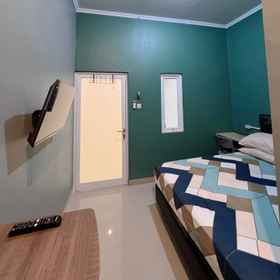 Bedroom 1 Kembanggula RR, Hotel Jl. Raya Piyungan - Prambanan No.KM. 7