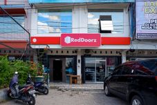 Luar Bangunan RedDoorz near RSUD Kota Mataram