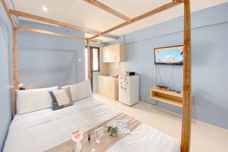 Phòng ngủ 4 Enjoy Living and Cozy Studio Kebagusan City Apartment By Travelio