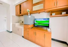Common Space 4 Good Place Studio at Apartment Taman Semanan Indah Cengkareng By Travelio