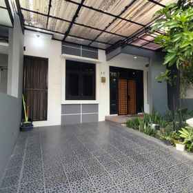 Lobby 1 Homestay Bunda, Javenir Resto Colomadu Hotels