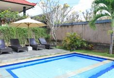 수영장 2 Puri Hasu Bali