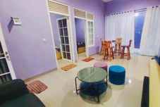 ロビー Villa Kusuma 82