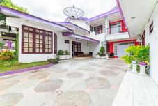 Exterior RedDoorz Syariah Near Balai Kota Batu