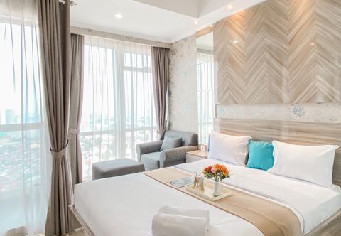 Bedroom Scenic and Good Deal Studio at Menteng Park Apartment By Travelio