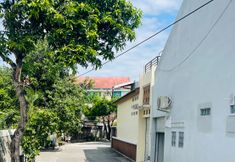 Nearby View and Attractions 5 Rown Homestay - 8 menit ke malioboro (4kamar ac)