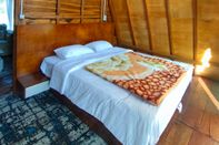 Bedroom Flamingo cabin house dieng