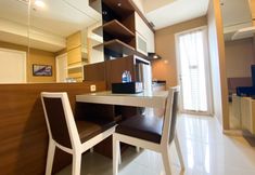 公共空间 4 Metropolitan Manor 2BR at Apartment Parahyangan Residence By Travelio