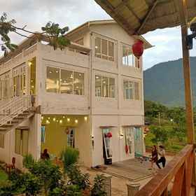 Exterior / Building1Buy Fresh By Farm,波腾山飯店