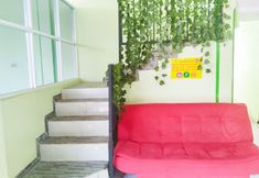 Common Space 2 RedDoorz Syariah @ Shakira Alesha Enggal