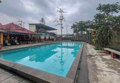 泳池 RedDoorz @ Damar Mas Gunung Kelud Kediri