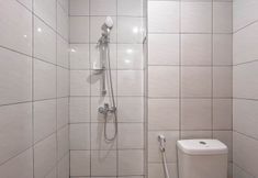 기타 4 Stylish 1BR (No Kitchen) Bandaraya Apartment - Tallasa City Makassar By Travelio