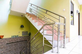 Common Space 4 RedDoorz Syariah near Assalaam - UMS