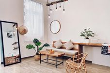 Lobi Vevy House Downtown