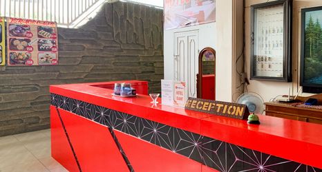 Lobby 2 RedDoorz near Stasiun Tanjung Karang Lampung