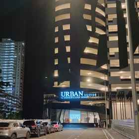 Exterior / Building 1 Urban Three Bedrooms (14pax) Sea & Pool view, Penang Hill Funicular Train Station Hotels