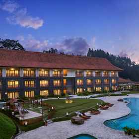Exterior / Building 1 Joglo Ageng Guci , Tegal Hotels
