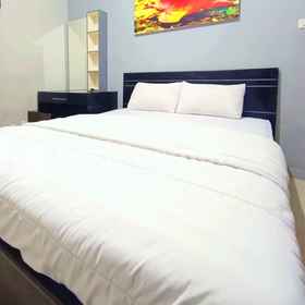 Bedroom 1 D'Waru Homestay Syariah near Jl Slamet Riyadi Mitra RedDoorz, Nasmoco Slamet Riyadi Hotels
