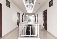 Common Space 6 D'Waru Homestay Syariah near Jl Slamet Riyadi Mitra RedDoorz