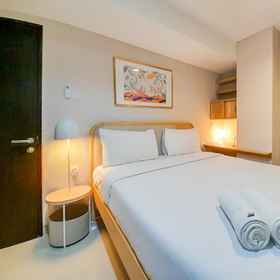 Bedroom 1 Comfort Stay and Cool 1BR at Patraland Amarta Apartment By Travelio, Warung Bu Trimah Hotels