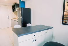 Common Space 5 Brand New and Spacious 3BR Loft Kingland Avenue Apartment By Travelio