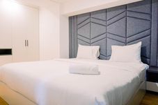 Bedroom Brand New and Spacious 3BR Loft Kingland Avenue Apartment By Travelio