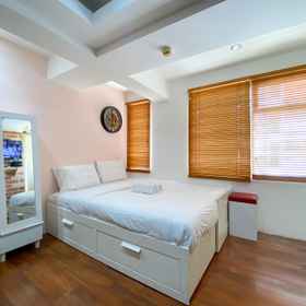 Bedroom 1 Industrial and Nice Studio at Jarrdin Cihampelas Apartment By Travelio, Pasteur Trans Dipatiukur Hotels