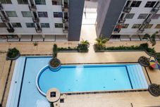 泳池 Industrial and Nice Studio at Jarrdin Cihampelas Apartment By Travelio