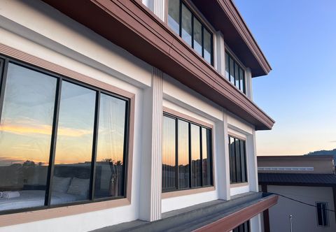 외관 HOTEL VIP SINGKAWANG