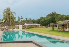 Swimming Pool 5 Sadi Beach House