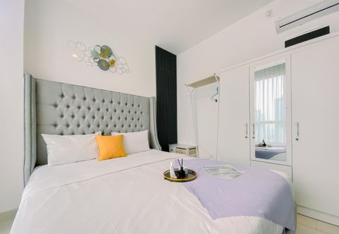 Others Warm and Homey 1BR at Ciputra World 2 Apartment By Travelio