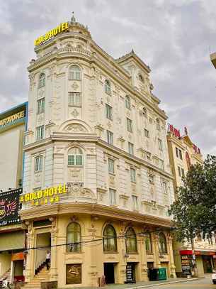 Gold Luxury Hotel, THB 426.91