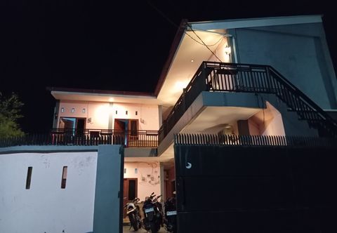 Exterior Katamso Homestay - SUDIRMAN