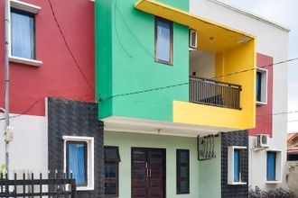 Bangunan 4 D Cost 19 Syariah Mitra RedDoorz