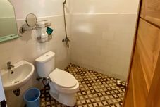 ห้องน้ำภายในห้อง Villa Sawah Prambanan