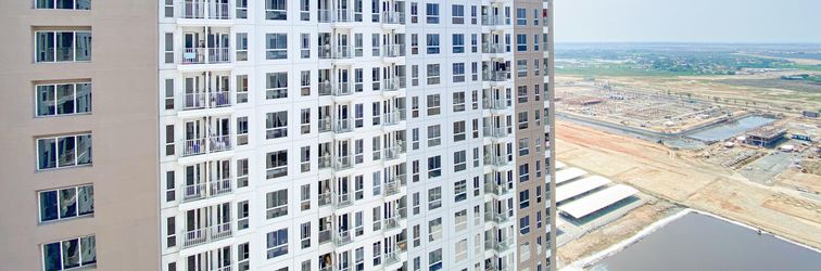 Lobby Nice and Comfy Studio Apartment Tokyo Riverside PIK 2 By Travelio